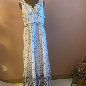 Style &COWhite and Black Sleeveless Maxi Dress